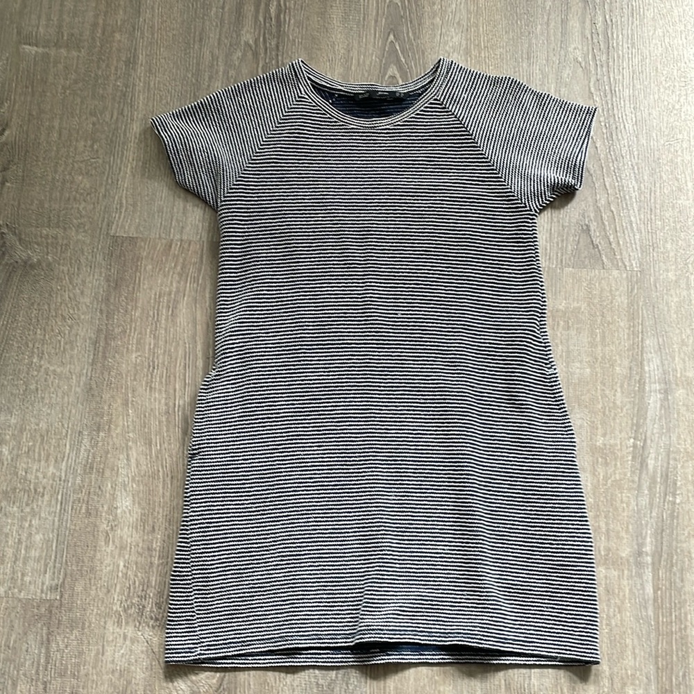 Striped t-shirt mini dress XS with pockets on both sides